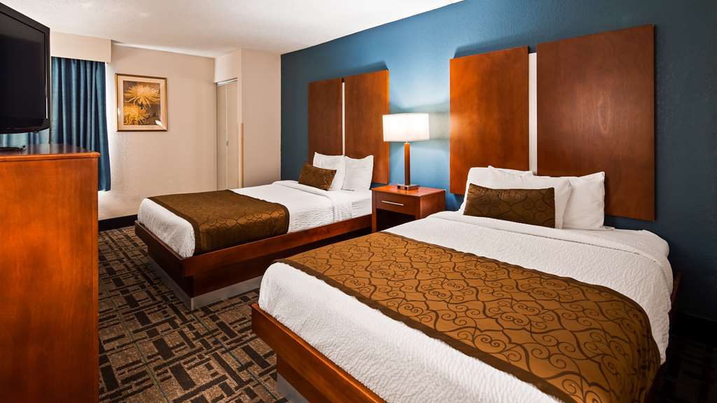 Best Western Plus Richmond Airport Hotel - photo 5