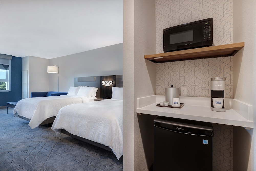 Holiday Inn Express & Suites Ontario Chino Hills by IHG - photo 19