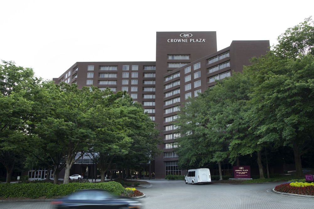 Crowne Plaza Atlanta Perimeter at Ravinia by IHG - photo 107