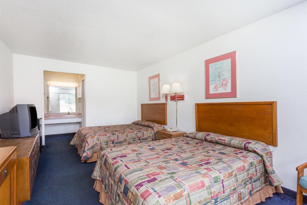 Palmetto Inn — Manning — photo 4
