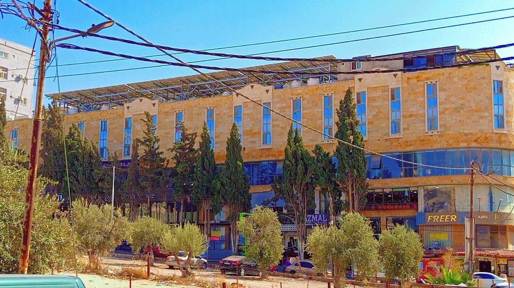Azmal Hotel & Suites in Irbid, Jordan