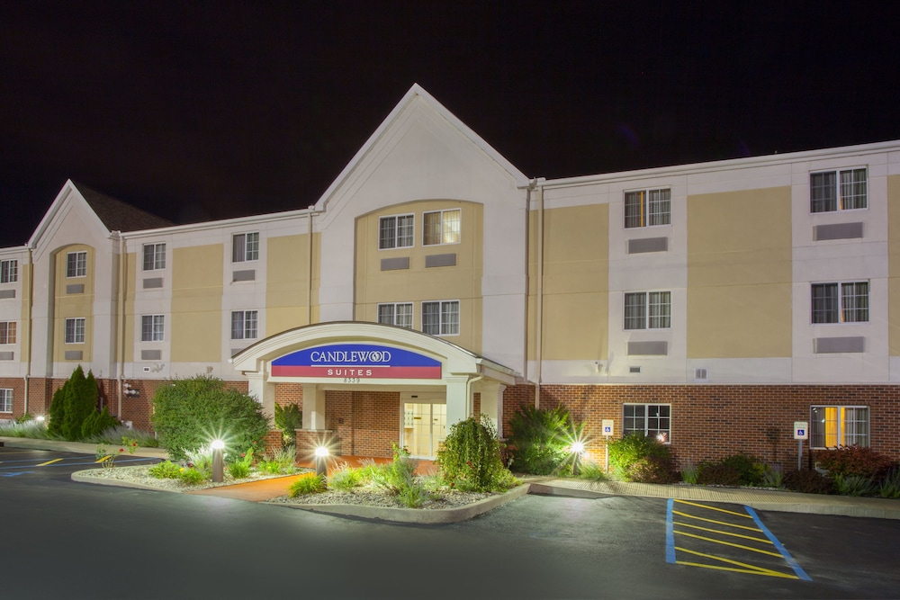 Candlewood Suites Merrillville - photo 21