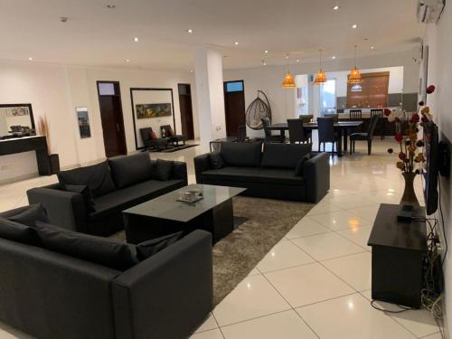 Lizzy Apartments 2 & 3 Bed in Heart of East Legon — 4-Star Luxury Hotel in Accra, Ghana