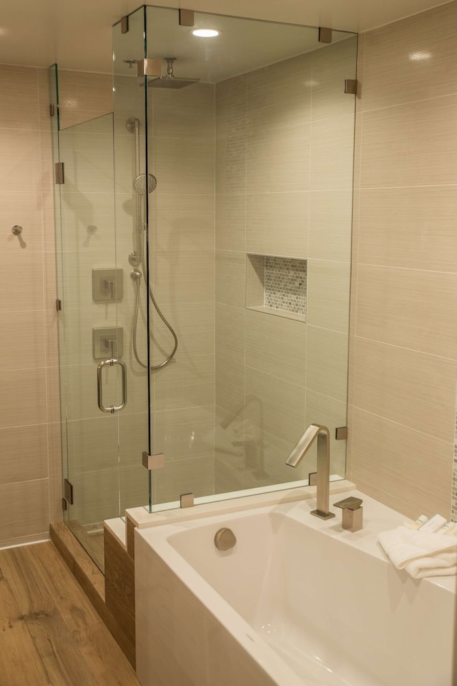 Hilton Garden Inn Los Angeles Montebello - photo 31