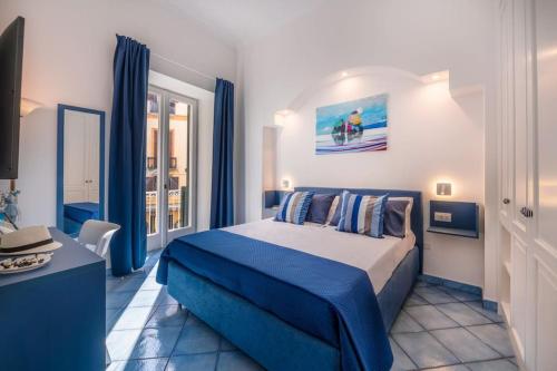 Casa Manuela Apartment — 4-Star Luxury Hotel in Sorrento, Italy