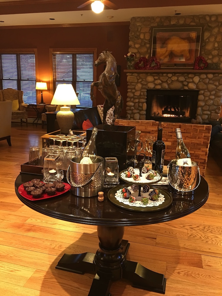 Bradley Boulder Inn - photo 12