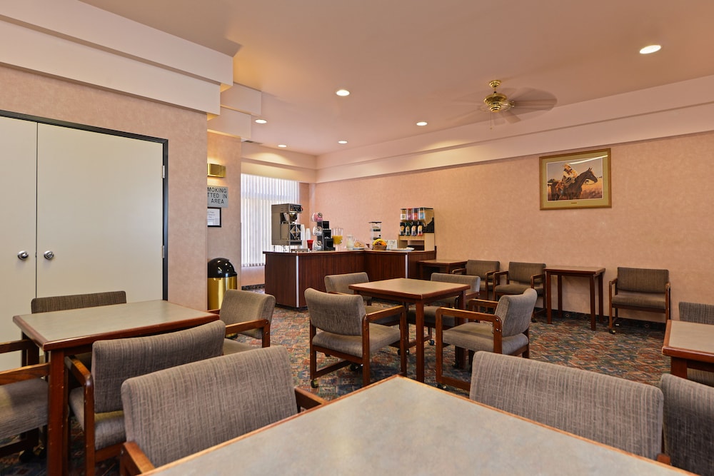 West Star Hotel - photo 27