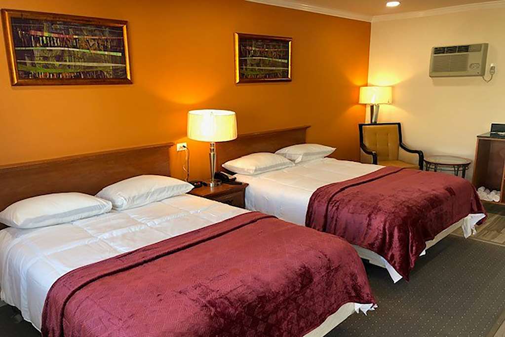 Howard Johnson by Wyndham Ridgecrest CA - photo 14