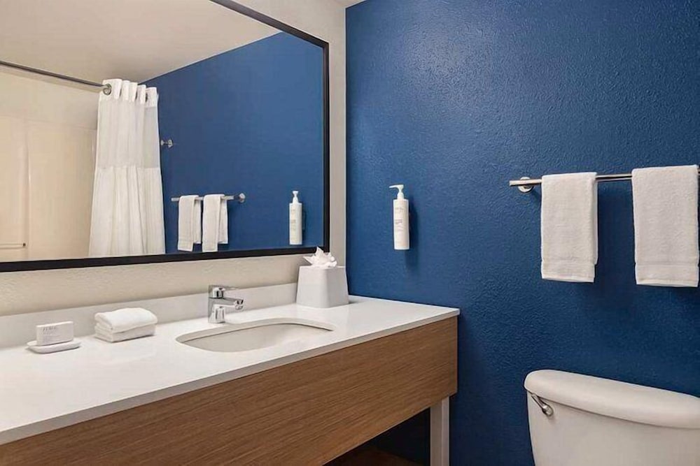 Spark by Hilton Spring Lake Fayetteville - photo 25