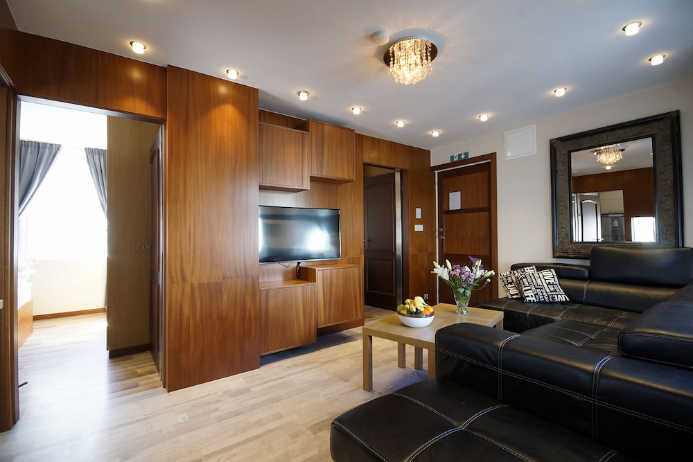 Marine Apartments