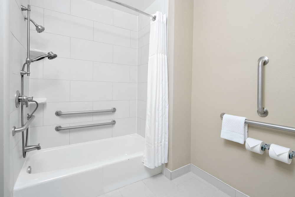 DoubleTree Suites by Hilton Charlotte SouthPark - photo 20