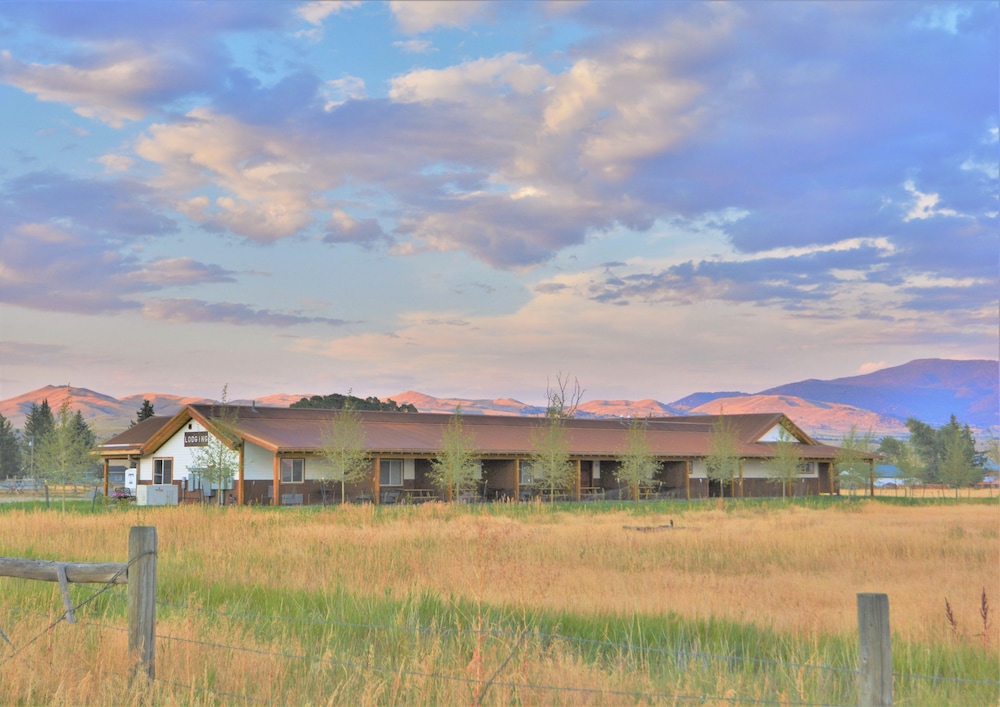 McAllister Inn & Lodging - carbon neutral hotel in Hanover