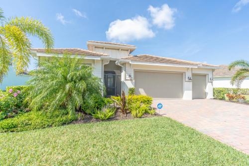 Royal Stag Naples Reserve in Naples, United States