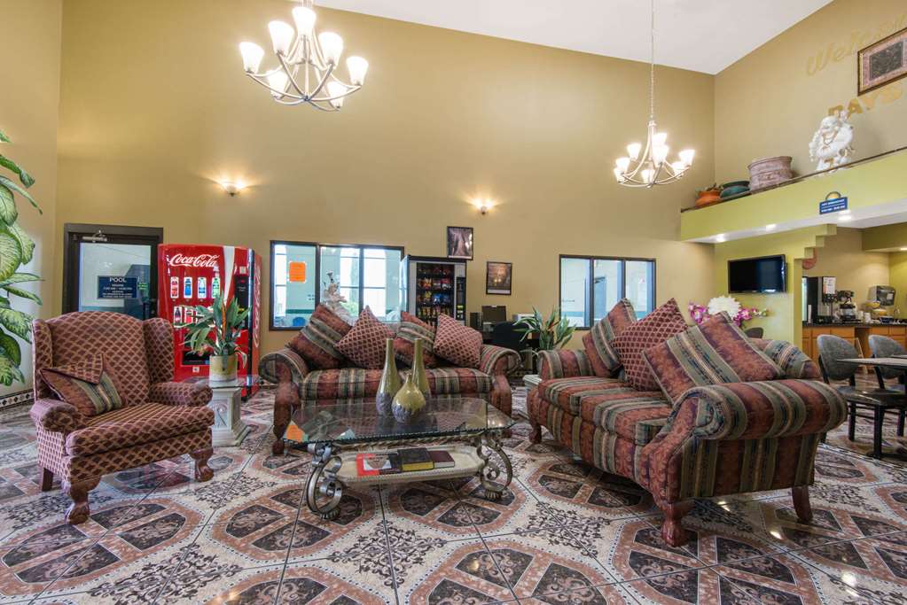 Days Inn by Wyndham Carlsbad - photo 3