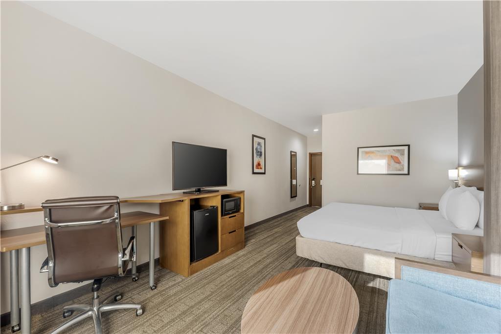 Best Western Green Oaks Inn & Suites - photo 19