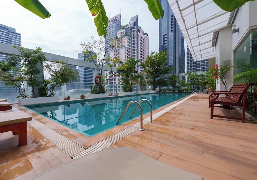Sabai Sathorn