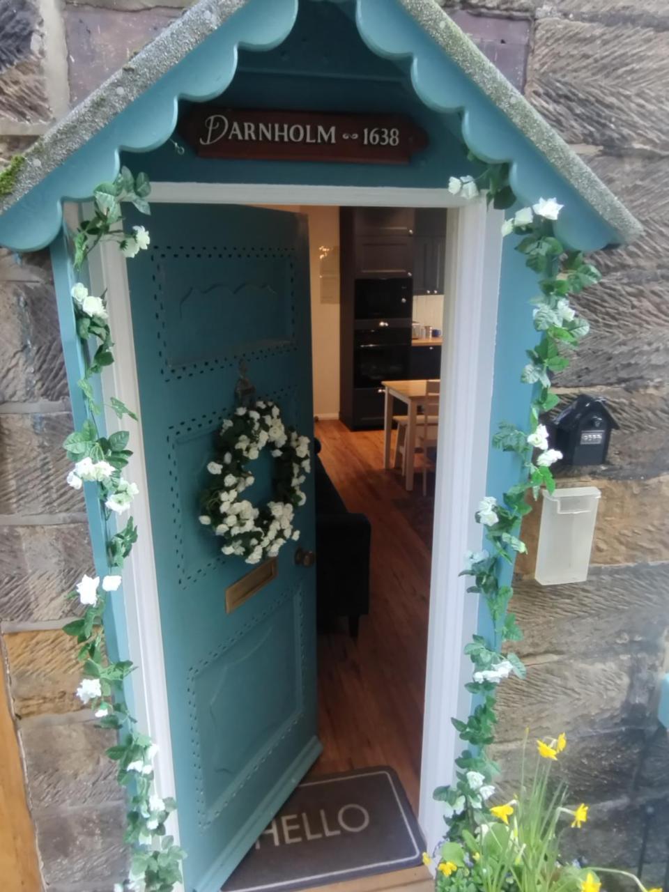 Darnholm Cottage