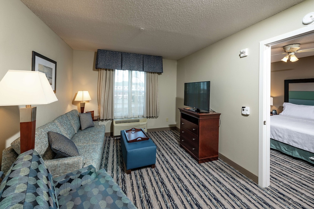 Homewood Suites by Hilton Portland - photo 11