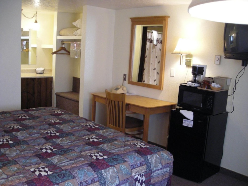 Falls Motel - photo 12