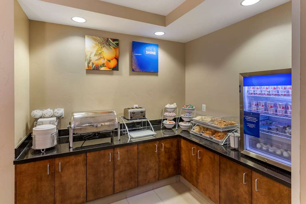 Comfort Inn & Suites Tooele Salt Lake City - photo 28