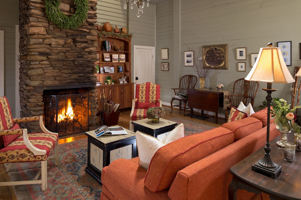 Glen Ella Springs Hotel & Restaurant - photo 2