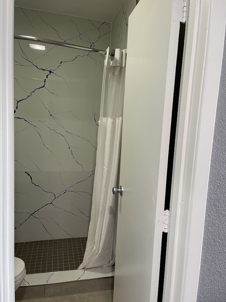 Ridge Motel - photo 38