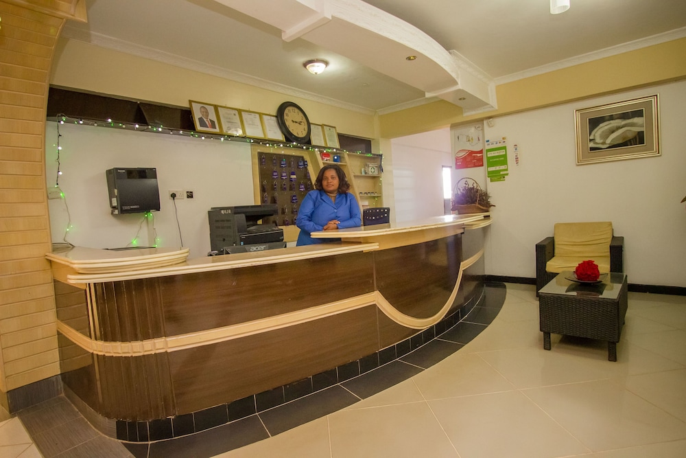 Meru Paramount Hotel — Meru — photo 3