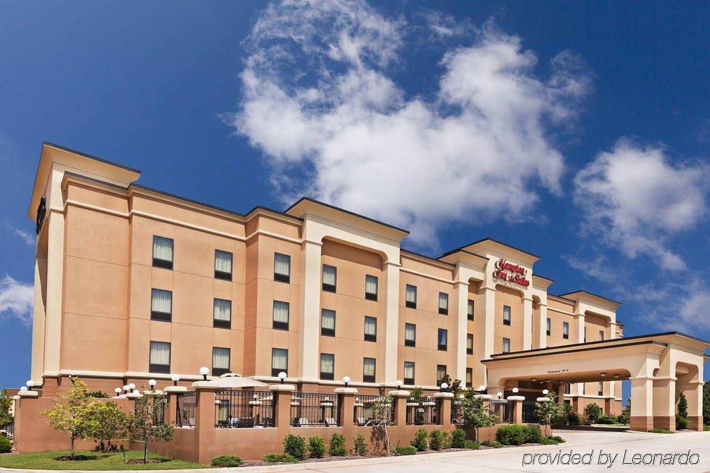 Durant Inn & Suites - photo 6