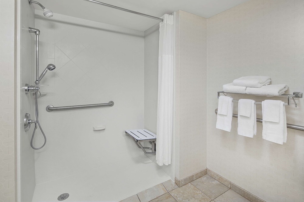 Hampton Inn Fairhope Mobile Bay - photo 32