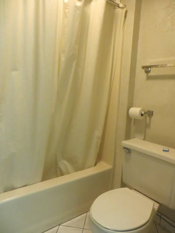 Park Ridge Inn - photo 10
