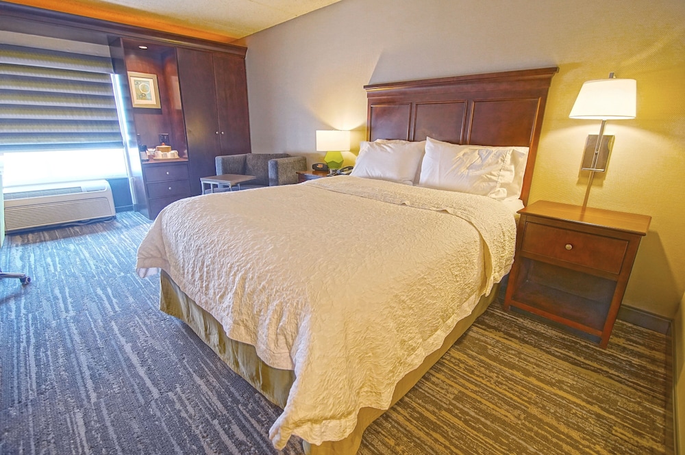 Hampton Inn Los Angeles Carson Torrance - photo 11