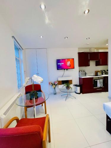 Smithfield St Paul Farringdon Central London Apartment — 4-Star Luxury Hotel in London, United Kingdom