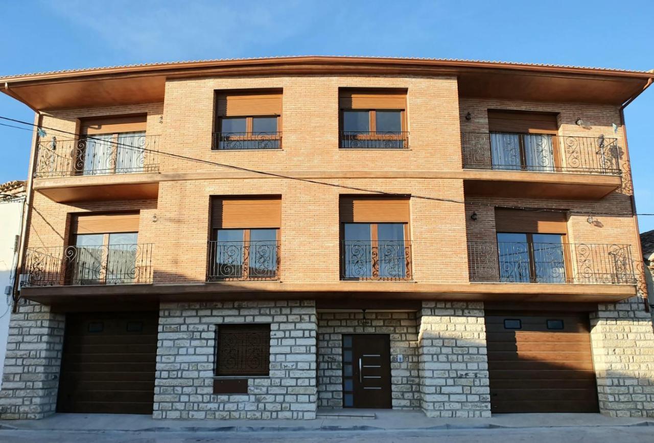 Amanece Monegrillo Apartamentos — 4-Star Luxury Hotel in Monegrillo, Spain