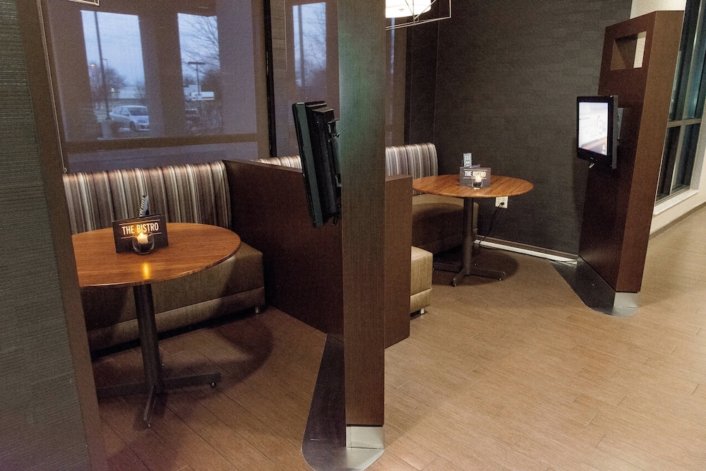 Courtyard Marriott Lafayette - photo 29