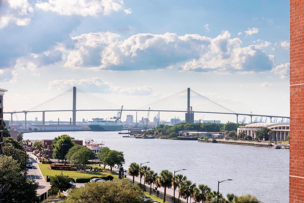 Marriott Savannah Riverfront - photo 17