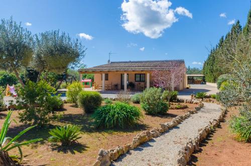 Es Mitja Davall — 4-Star Luxury Hotel in Sencelles, Spain