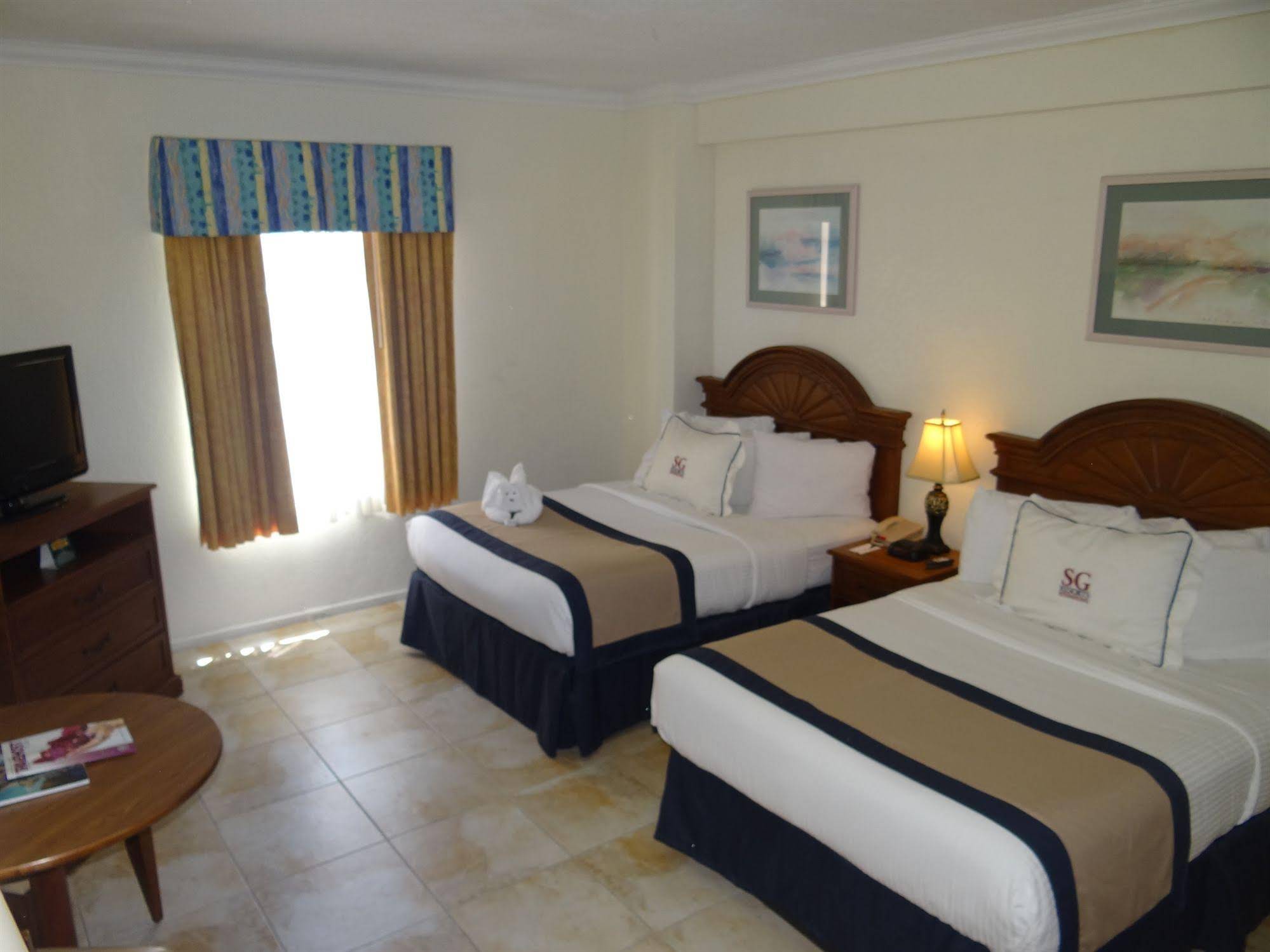 The Hollywood Beach Resort by RevMBE Consulting - photo 17