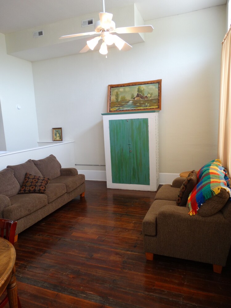 Davie School Inn - photo 13