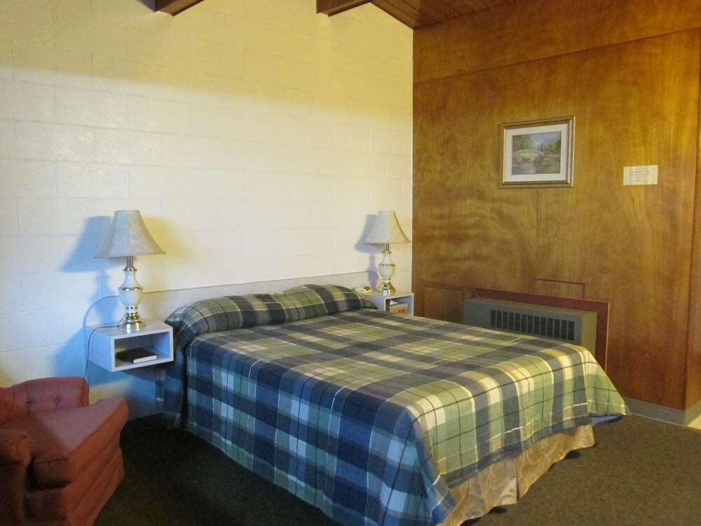 Ace Crown Motel in Medicine Hat, Canada