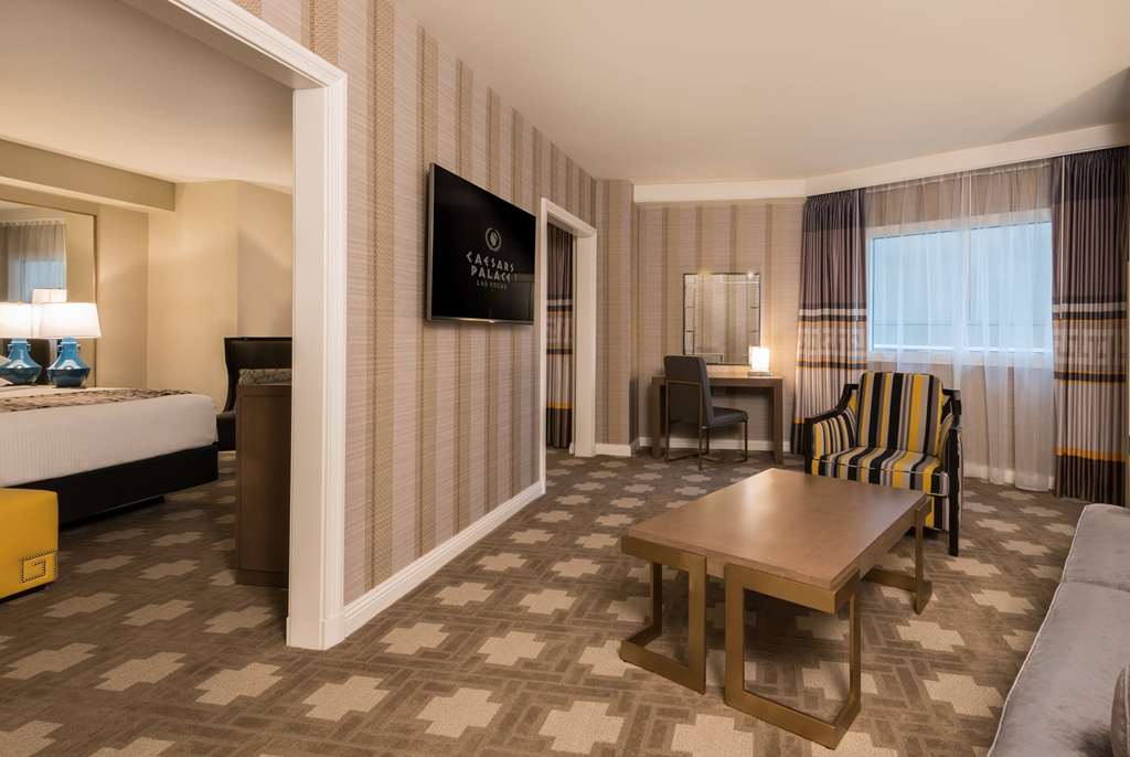 Caesars Palace - photo 95