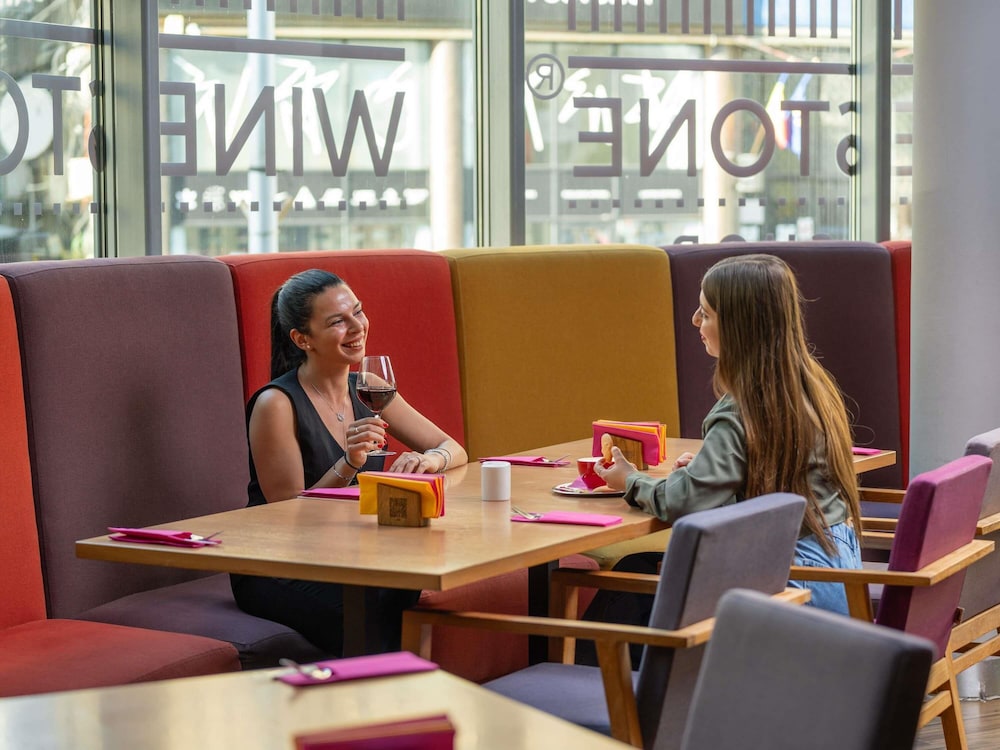 מזון ומשקאות