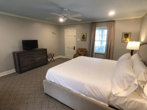 St. Francisville Inn - photo 4