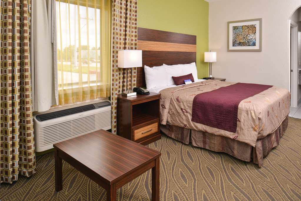 Americas Best Value Inn & Suites Houston Downtown - photo 7