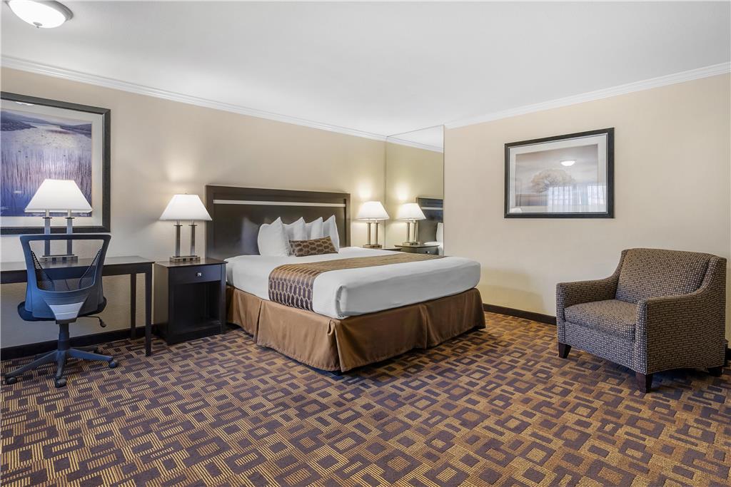 Best Western Plus Inn of Hayward - photo 4