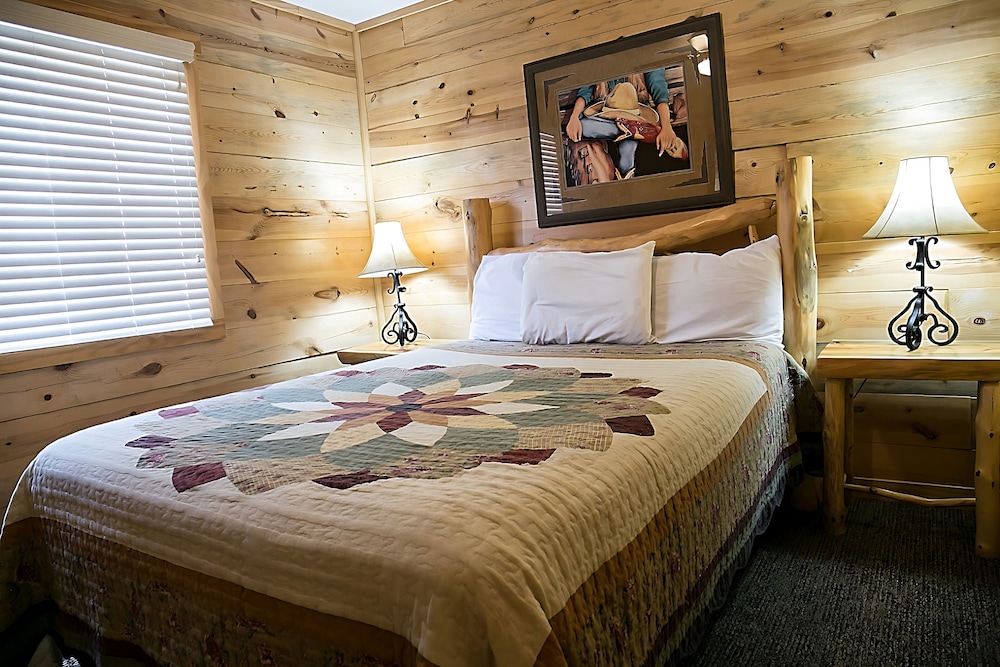 Holy Smoke Resort - photo 17