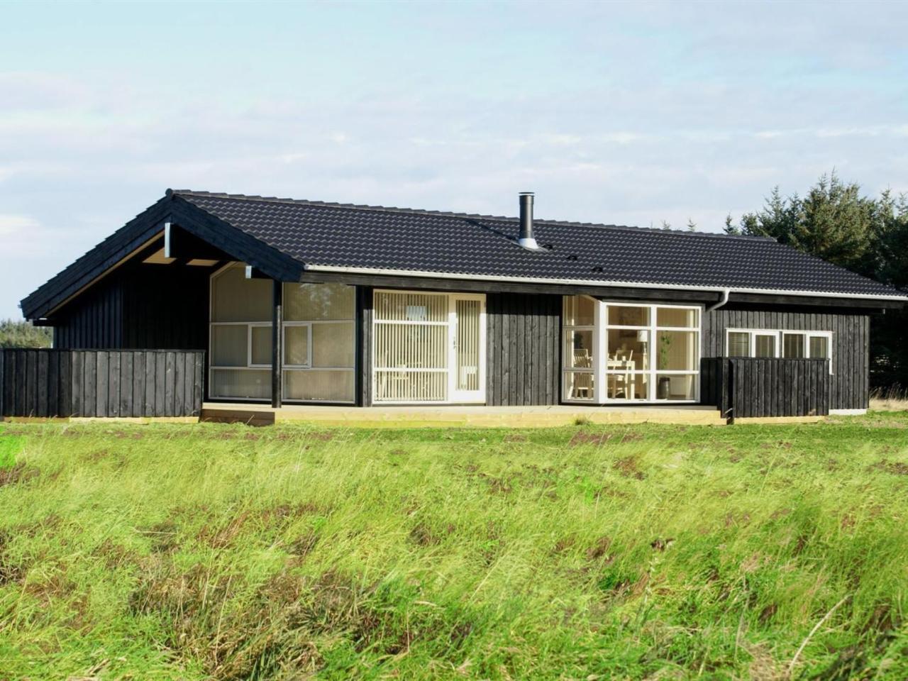 Holiday Home Asol 650m from the sea by Interhome — 4-Star Luxury Hotel in Lokken, Denmark