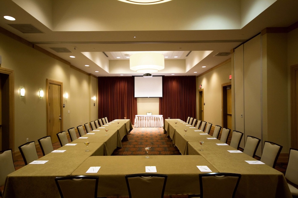 Embassy Suites by Hilton Houston Energy Corridor - photo 44