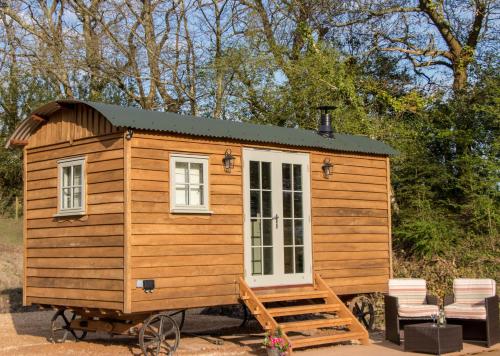 Luxury Shepherds Hut in Bransgore, United Kingdom
