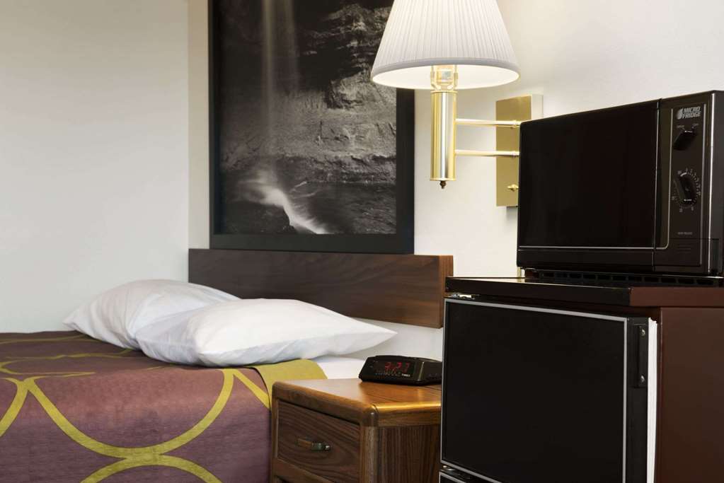 Super 8 by Wyndham Danville - photo 31