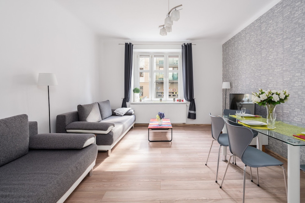Studio by Kasprowicz Park Poznań by Noclegi Renters — 4-Star Luxury Hotel in Poznan, Poland